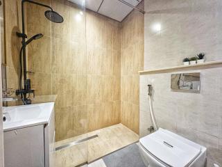 Fully Furnished Cozy Studio Studio Apartment in JVC Dubai - 2