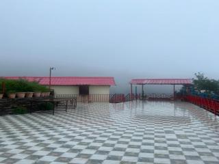 Aurevelle Kastura Resort - 5 Min from Surkhanda Devi Temple # Mountain View Rooms # Himalayan View Resort - 4