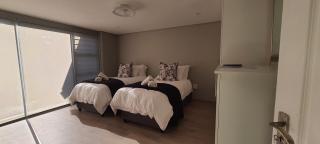 Cape Select Luxury Accommodation - 9