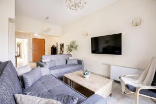 Kallisti - 2BR Apartment & Balcony in Nea Smyrni - 0