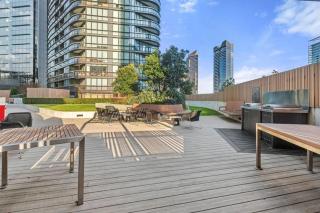 12N Abnb-Style River View Apt with Pool In Docklands, Tram At Doorstep - 1