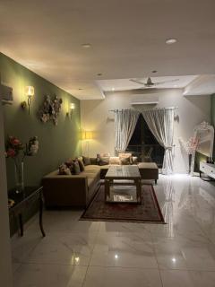 Executive 1BHK Opus CentralGulberg SelfCheckin - 6
