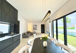 The R Villa Masurai - Pool View & Home Cinema - 7