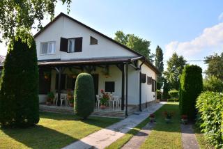 Rózsa nyaralóház - Balatonboglár - 0