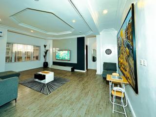 FREE 247 Electricity WIFI Spacious 2B & Art Studio - 7