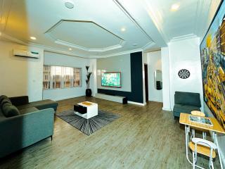 FREE 247 Electricity WIFI Spacious 2B & Art Studio - 5