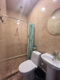 Leyros & Andersen Hotel - 1