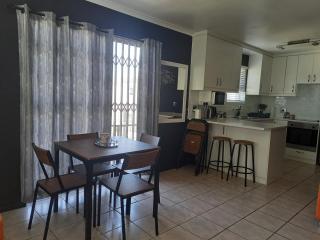 Fijnbos Accommodation - Langebaan - 6