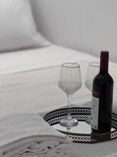Spartan Nest Modern Cozy Stay - 7