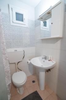 Boutique Studio 8 Contemporary Design & Cozy Vibes - 3