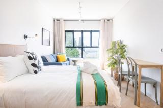 Paarl Superior Studio 231 - With Onsite Parking & Comforts - 6