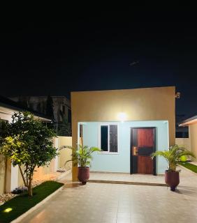 3 Bedroom Luxury Home with an Office - 8