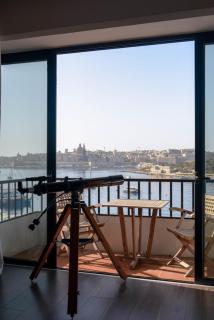 Luxury Seafront 3BR Apartment with Valletta Views - 0