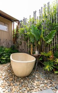 WoCAL Resort Ke Ga - 1