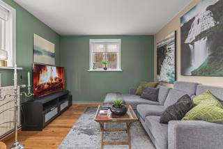 Cosy Haven Apartment - 9