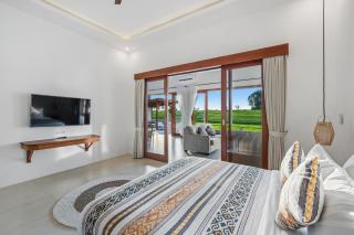 The R Swantika - 2BR with Pool & Green Nature Views - 9