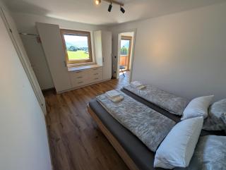 Ferienwohnung am Bauernhof, Seeblick, Bergpanorama - 3