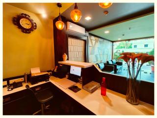 Hotel Pearl Royal # Crown Puri Near Jagannath Temple & Puri Beach # Fully Air Conditioning #Restaurant -Free Wi-Fi # Parking -Top Rated Hotel In Puri - Puri - 4
