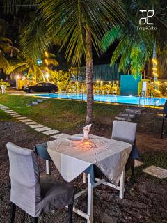 Lake View Resort - 1