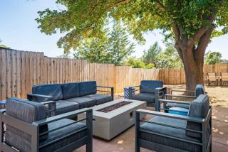 Dog Friendly Home with Amazing Views for Family - 6