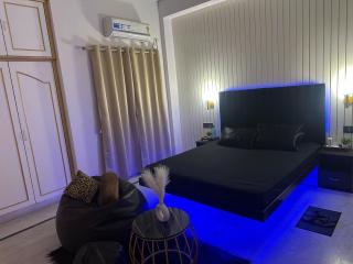 The luxe retreat - 1