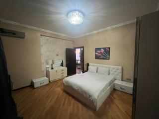 Courtyard MARRIOT Apartment Center Baku - 4