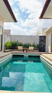 The R Villa Talang - Brand New Near Beach & Stunning Sunsets - 1