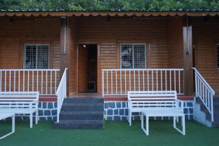 The Green Hill Resort - 9