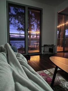 Jerrinja - Absolute waterfront with jetty - 5 mins to Hyams Beach - 9