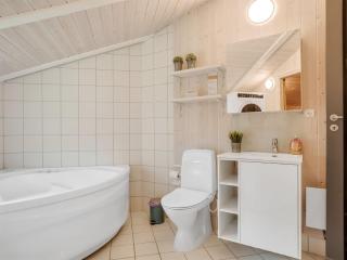 Holiday Home Barnet - 2-2km from the sea by Interhome - 1