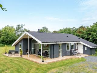 Holiday Home Luukas - 150m from the sea by Interhome - 0