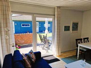 Apartment Emira - 50m from the sea by Interhome - 7