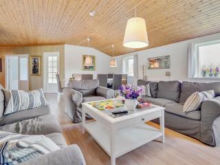 Holiday Home Kia - 80m from the sea by Interhome - 4