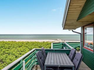 Holiday Home Eldar - 5m from the sea by Interhome - 1