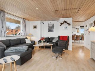 Holiday Home Eldar - 5m from the sea by Interhome - 5