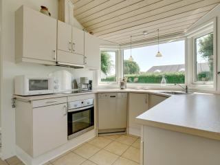 Holiday Home Maybritt - 100m from the sea by Interhome - 7