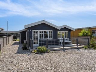 Holiday Home Sazur - 75m from the sea by Interhome - 2