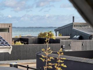 Holiday Home Ethly - 50m from the sea by Interhome - 2