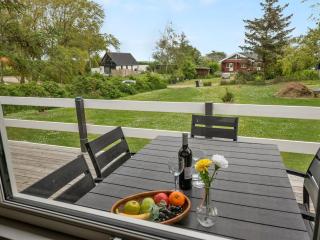 Holiday Home Jenny - 140m from the sea by Interhome - 2