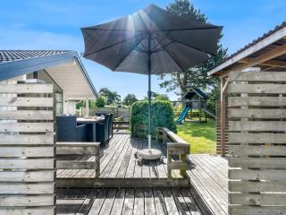 Holiday Home Truls - 800m from the sea by Interhome - 6