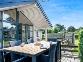 Holiday Home Truls - 800m from the sea by Interhome - 7