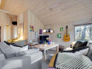 Holiday Home Matine - 800m from the sea by Interhome - 7