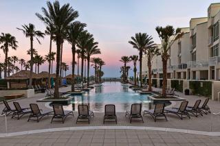 Penthouse Jr Unrivaled Luxury Insane Views apts - 9