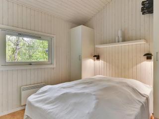 Holiday Home Riaan - 200m from the sea by Interhome - 3