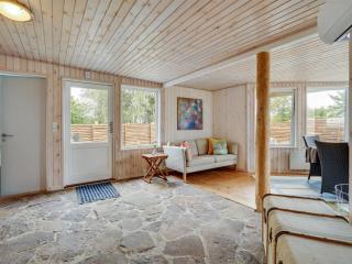 Holiday Home Sigurd - 20m from the sea by Interhome - 1