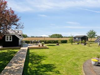 Holiday Home Ainikki - 200m from the sea by Interhome - 1