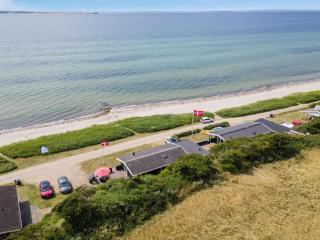 Holiday Home Akseline - 20m from the sea by Interhome - 5