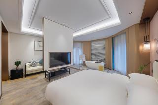 Floral Luxury Hengdian Jiuqilu B&B - 0