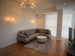 Central Baku 1BR Apartment with Park View - 7