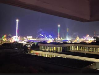 Oktoberfest View Central Munich Balcony - 3